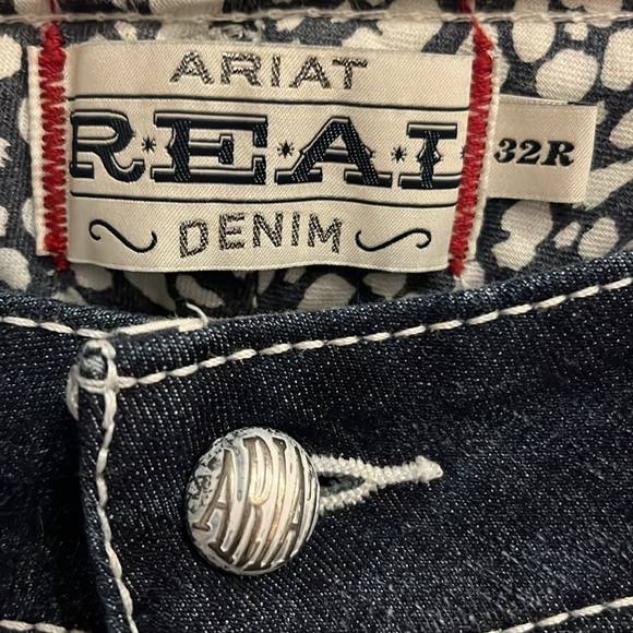 Ariat Blue Bootcut Denim Embroidered Jeans Women Size 32 - Picture 8 of 15